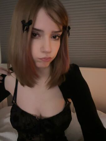 cwarey Голи Изтичания OnlyFans Снимки 8