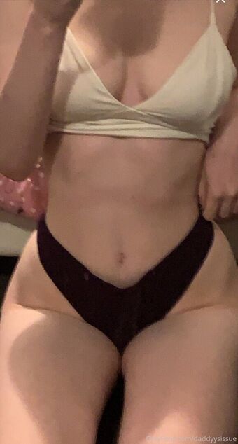 daddyysissue Голи Изтичания OnlyFans Снимки 6
