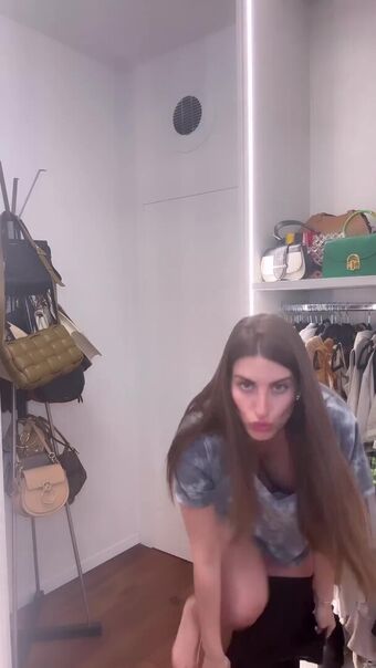 DANA ZARMON Голи Изтичания OnlyFans Снимки 4