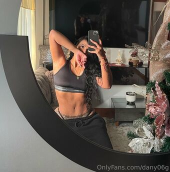 Daniela Gaviria Голи Изтичания OnlyFans Снимки 11