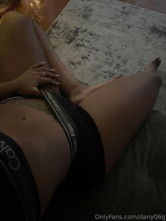 Daniela Gaviria Голи Изтичания OnlyFans Снимки 12