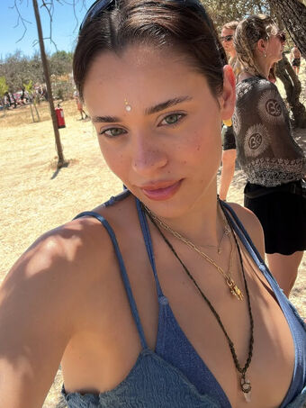 Daniela Melchior Голи Изтичания OnlyFans Снимки 384