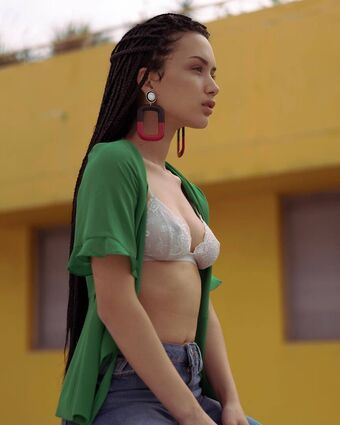 Danit Tal Голи Изтичания OnlyFans Снимки 2