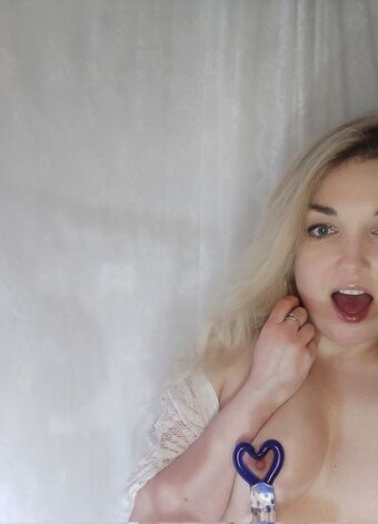 Darksideemi Голи Изтичания OnlyFans Снимки 2