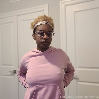 deedeebee96 Голи Изтичания OnlyFans Снимки 15