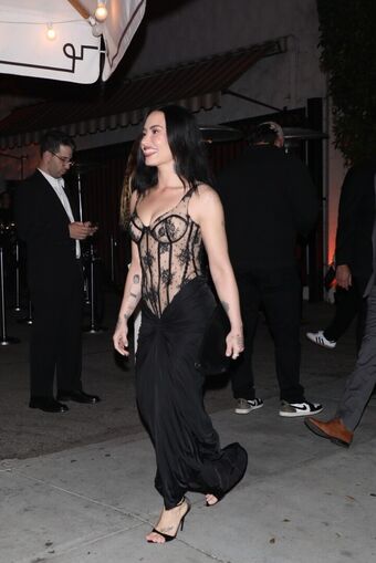 Demi Lovato Голи Изтичания OnlyFans Снимки 749