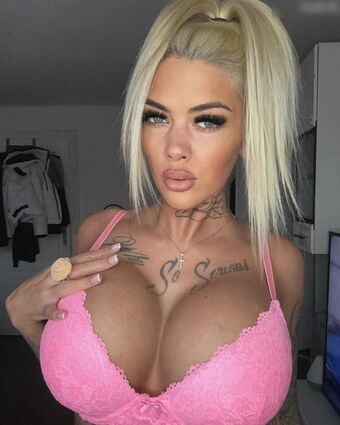 Deminecka Голи Изтичания OnlyFans Снимки 43