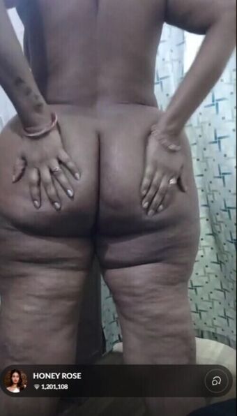 Desi Asszilla Голи Изтичания OnlyFans Снимки 17