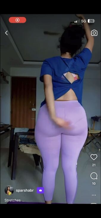 Desi Asszilla Голи Изтичания OnlyFans Снимки 21