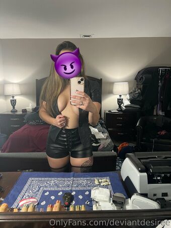 deviantdesiree Голи Изтичания OnlyFans Снимки 8