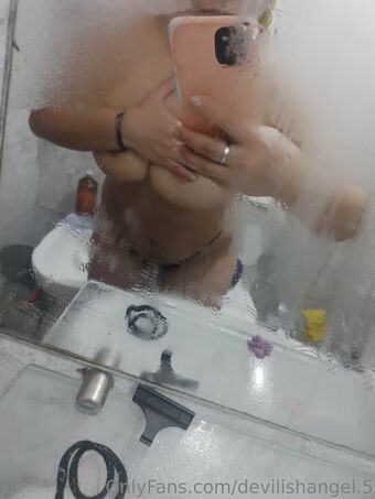 devilishangela Голи Изтичания OnlyFans Снимки 15