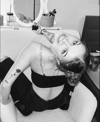Dieamy Голи Изтичания OnlyFans Снимки 17