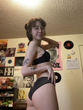 Dinkhoe Голи Изтичания OnlyFans Снимки 3