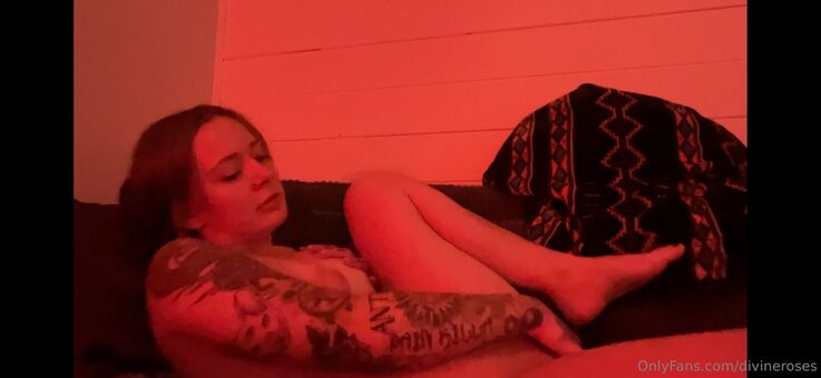 divineroses Голи Изтичания OnlyFans Снимки 8