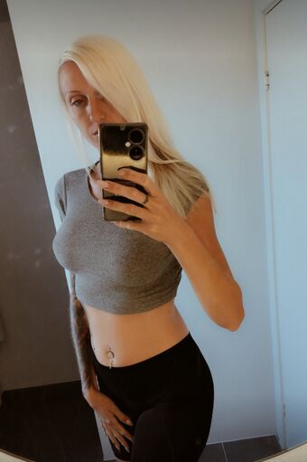 dk.babe Голи Изтичания OnlyFans Снимки 5