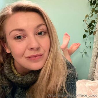 DOLLFACE Голи Изтичания OnlyFans Снимки 11