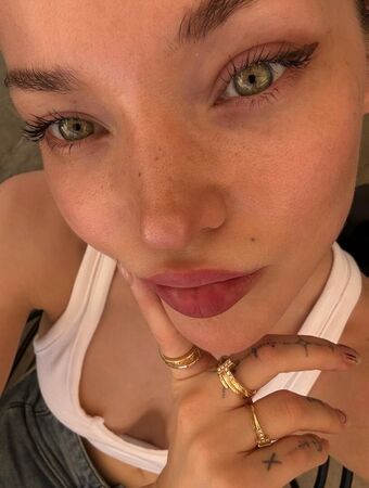 Dove-cameron
