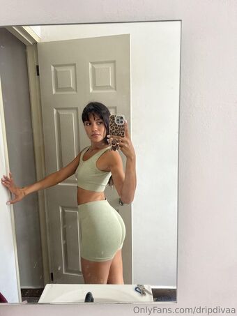 dripdivaa Голи Изтичания OnlyFans Снимки 1