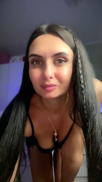 …drozh… Голи Изтичания OnlyFans Снимки 1