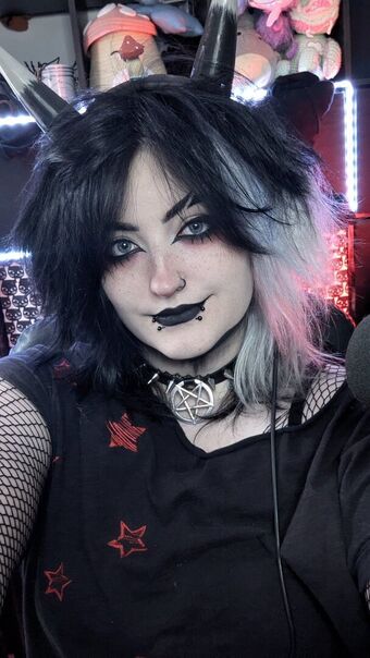 Easygoinggoth Голи Изтичания OnlyFans Снимки 32