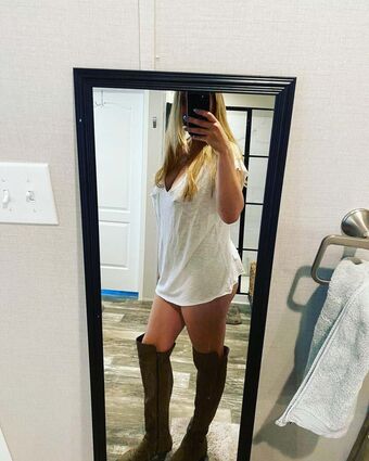 Eevalee Голи Изтичания OnlyFans Снимки 4