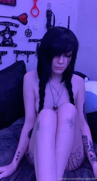 elflovingherself Голи Изтичания OnlyFans Снимки 6