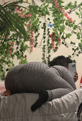 eliyee Голи Изтичания OnlyFans Снимки 12