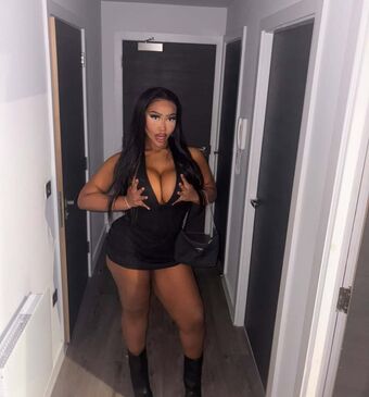 Ella Mac Голи Изтичания OnlyFans Снимки 13