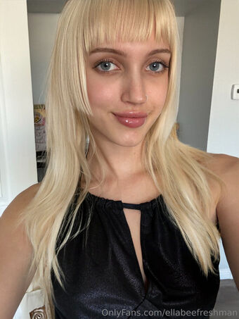 ellabeefreshman Голи Изтичания OnlyFans Снимки 20