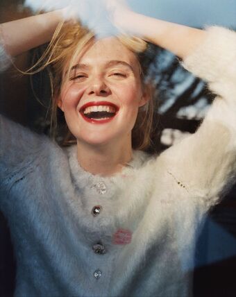 Elle-fanning Голи Изтичания OnlyFans Снимки 1363