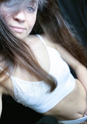Elleelfa Голи Изтичания OnlyFans Снимки 5