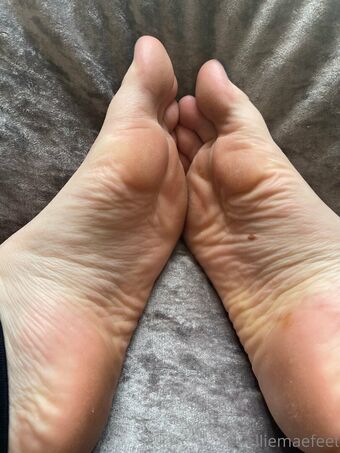 elliemaesfeet