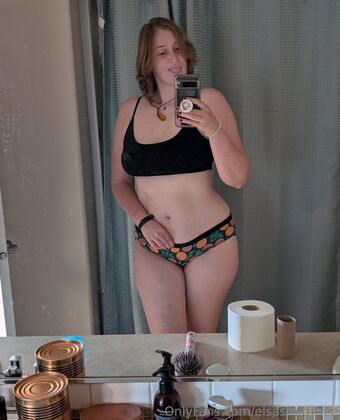 elsasmithfree Голи Изтичания OnlyFans Снимки 33