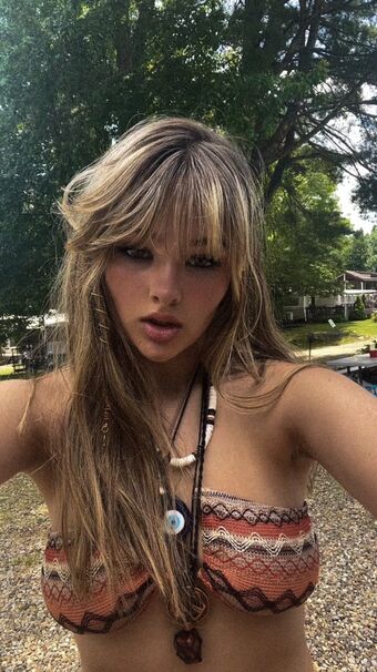 Ember Vail Голи Изтичания OnlyFans Снимки 12