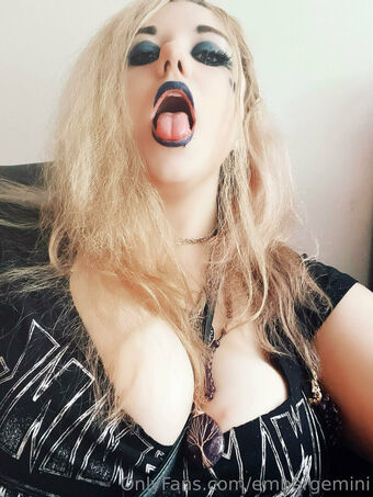 embergemini Голи Изтичания OnlyFans Снимки 31