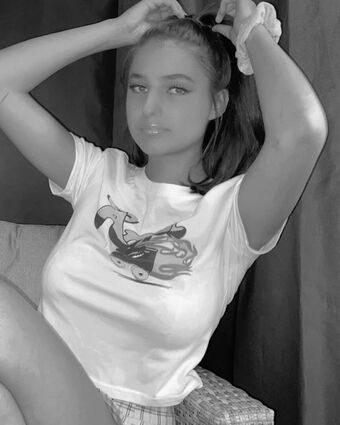 Emizzillo Голи Изтичания OnlyFans Снимки 9