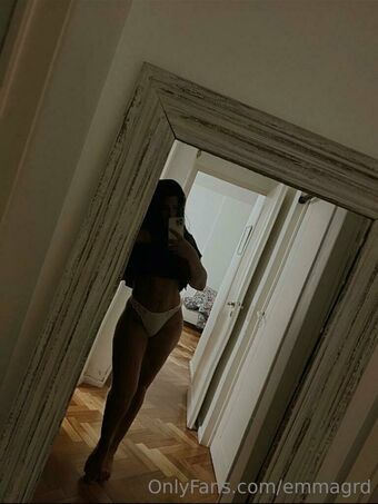 emmagrd Голи Изтичания OnlyFans Снимки 1