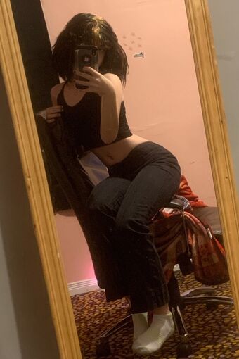 emoassyrian Голи Изтичания OnlyFans Снимки 12