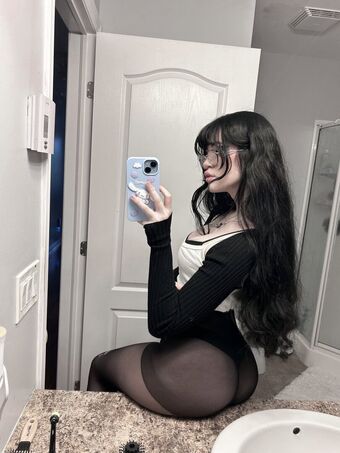 enderlily Голи Изтичания OnlyFans Снимки 6