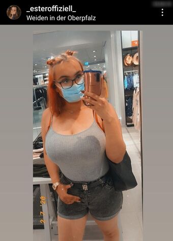 Ester Голи Изтичания OnlyFans Снимки 2