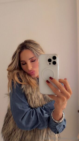 eva.sky.ts
