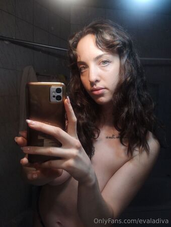 evaladiva Голи Изтичания OnlyFans Снимки 13