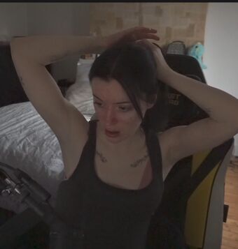Evalunna Голи Изтичания OnlyFans Снимки 15