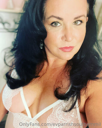 evparrish Голи Изтичания OnlyFans Снимки 18