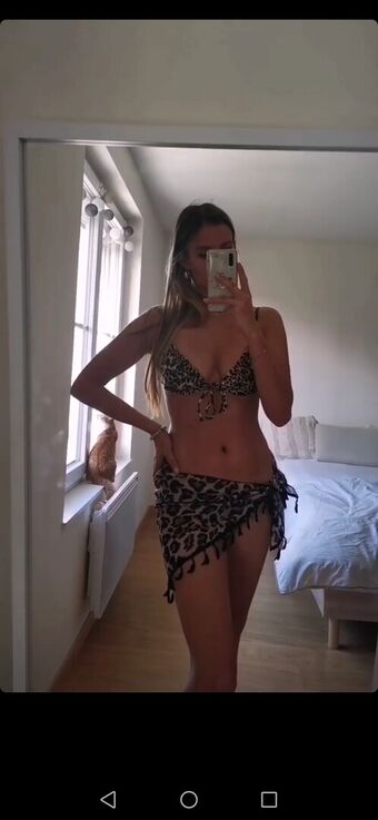 Ewenae Голи Изтичания OnlyFans Снимки 5
