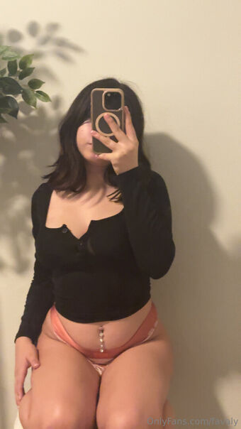 favaly Голи Изтичания OnlyFans Снимки 19