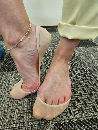 feetandpeach85