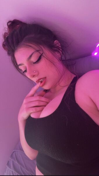 FG-EMS Голи Изтичания OnlyFans Снимки 19