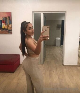 flattiight Голи Изтичания OnlyFans Снимки 55