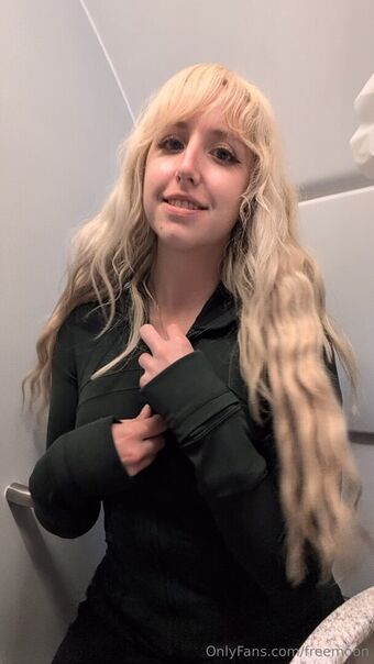 freemoon Голи Изтичания OnlyFans Снимки 30